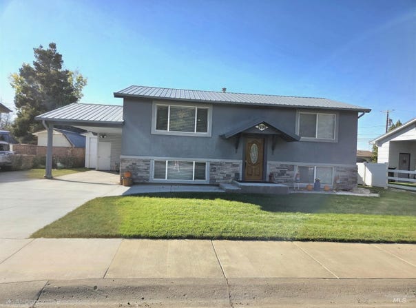 2690 Fairmont Dr., Burley, ID 83318