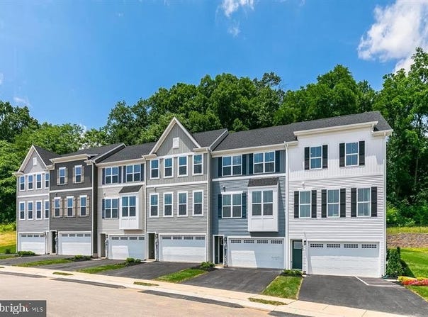 43 RAIL YARD Drive, ENOLA, PA 17025