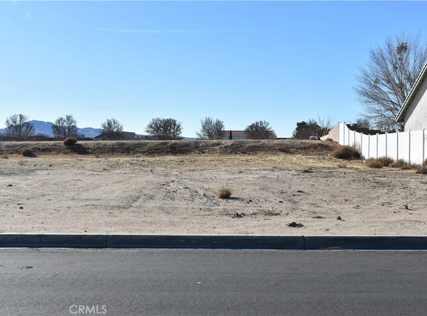 27231 Peach Tree Lane, Helendale, CA 92342