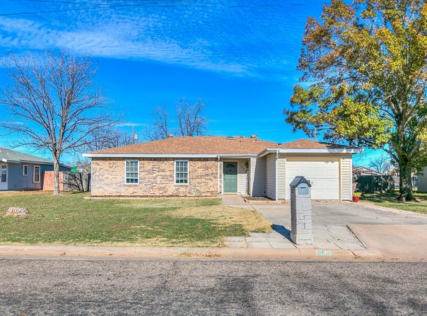 718 E 45th Street, San Angelo, TX 76903