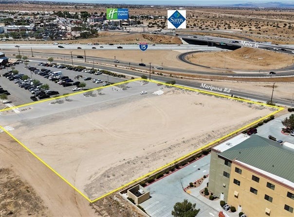 Mariposa Road, Hesperia, CA 92345