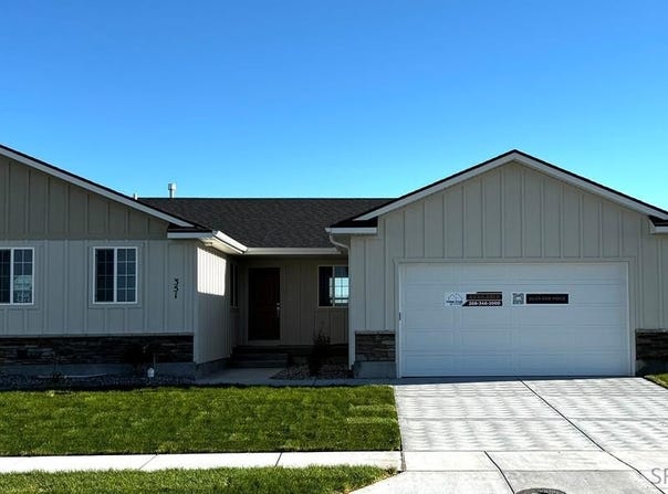 351 Copeland Dr, Idaho Falls, ID 83401