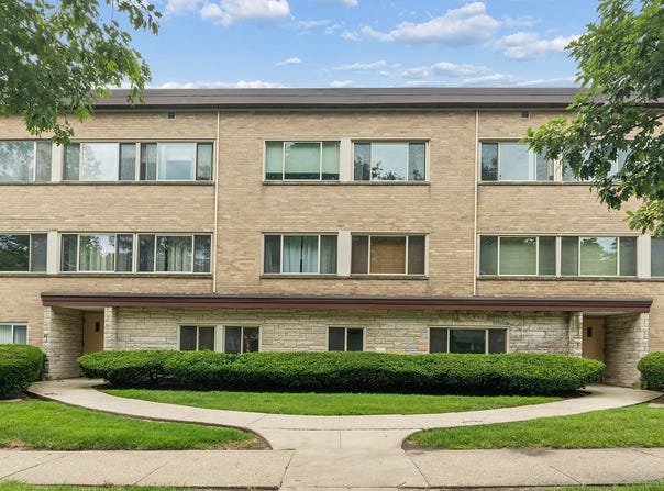 2634 Central Drive, Flossmoor, IL 60422