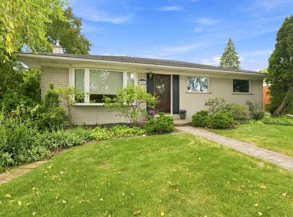 29503 Dover Avenue, Warren, MI 48088