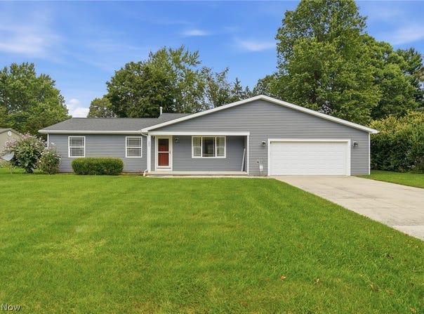 254 Thomas Avenue, Munroe Falls, OH 44262