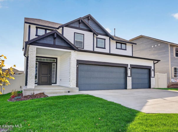 5966 W PELICAN Loop, Rathdrum, ID 83858