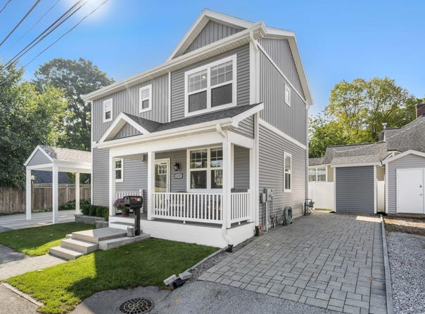 219 BOARDMAN AVENUE, TRAVERSE CITY, MI 49686