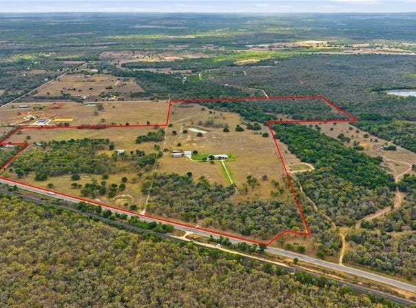 13661 E Highway 90, Kingsbury, TX 78638