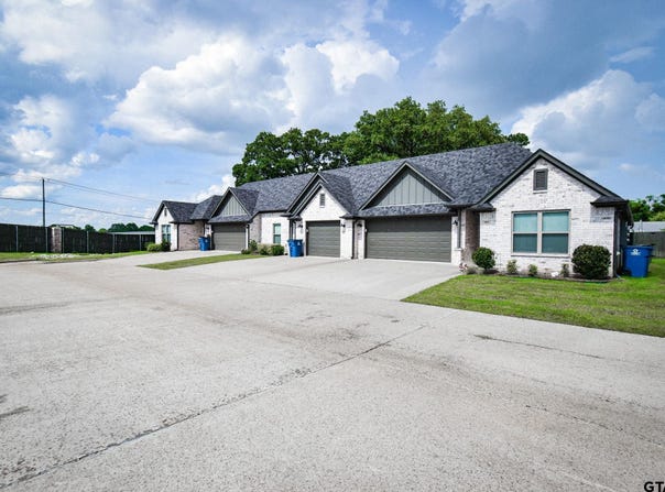 101 Maji Rd, Whitehouse, TX 75791