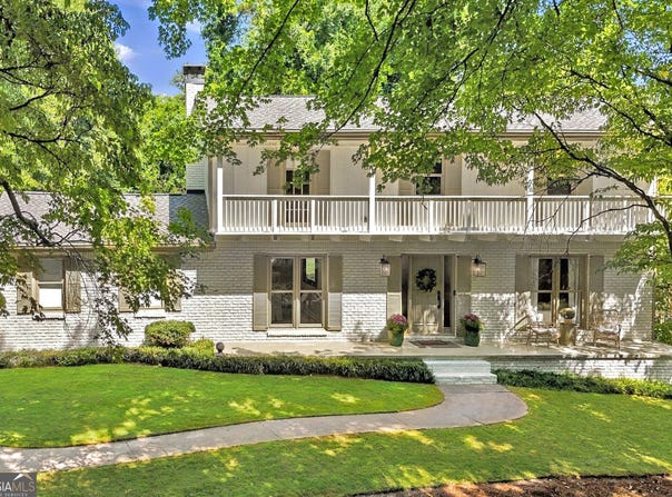 9875 La View Circle, Roswell, GA 30075