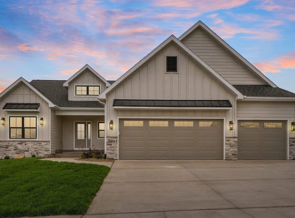 4610 Sonoma Drive, Cedar Falls, IA 50613