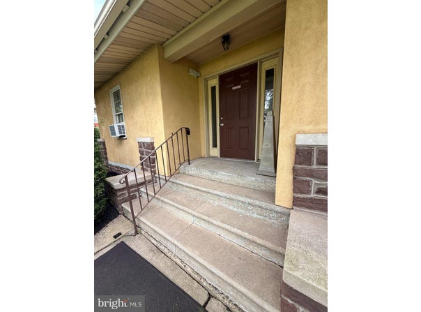 1411 WELSH Road, LANSDALE, PA 19446