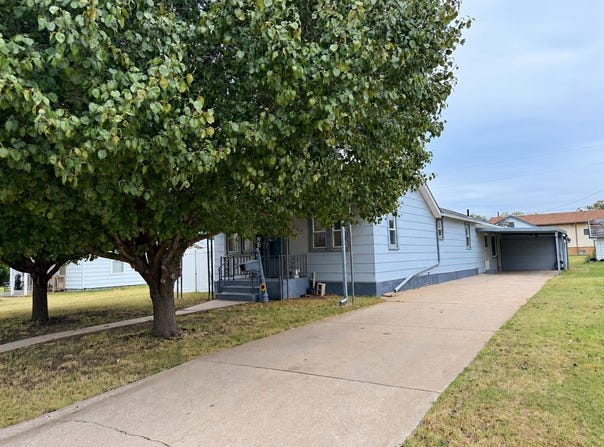865 E 5th St., Russell, KS 67665