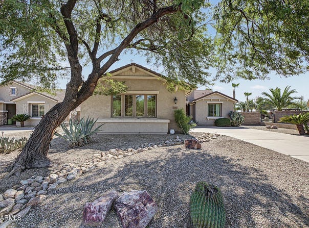 1157 W DESERT LILY Drive, San Tan Valley, AZ 85143