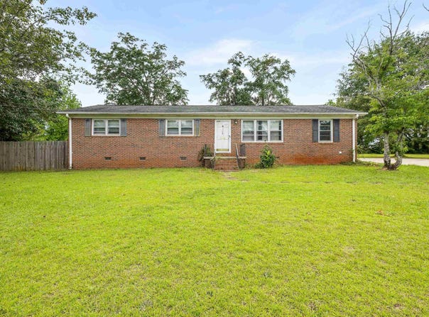 308 Sylvia Road, Easley, SC 29642