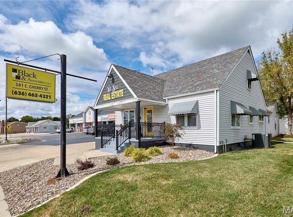 541 E Cherry Street, Troy, MO 63379