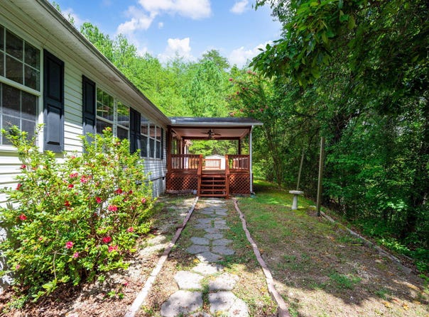 288 Five Points Road, Dayton, TN 37321