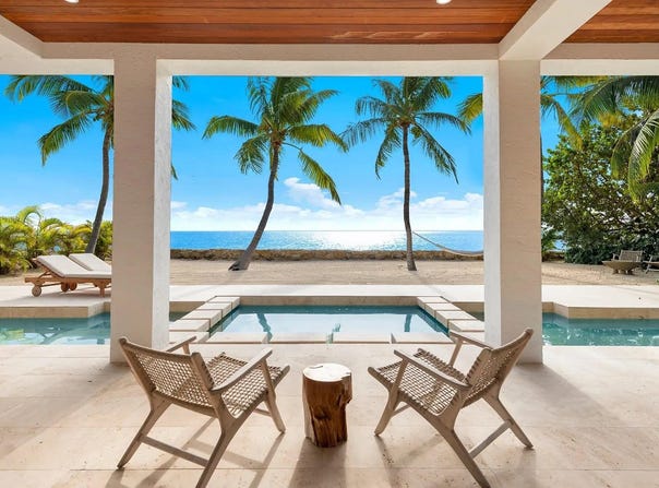 60 Ocean Front Drive, Key Largo, FL 33037