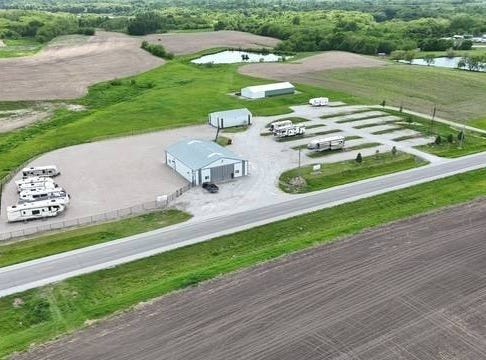 19669 J18, Moravia, IA 52571