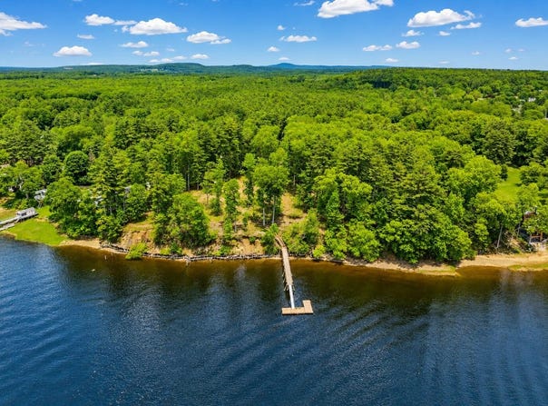 293 River Road, Eliot, ME 03903