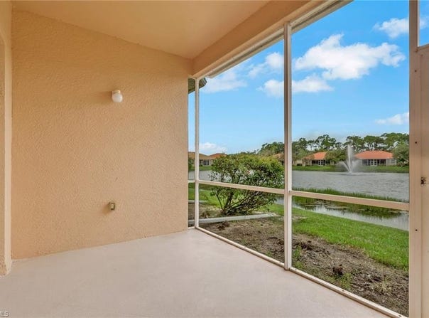 8099 Sanctuary Dr, NAPLES, FL 34104