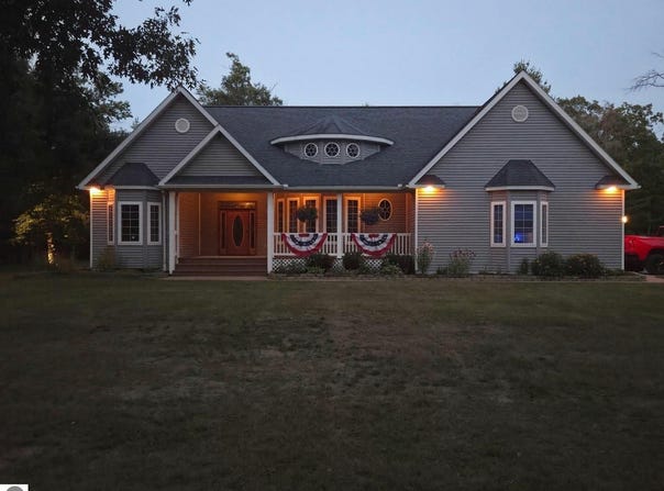 6260 Evergreen, Hale, MI 48739