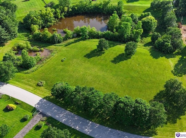 710 Hackberry Road lot: 710 A&B, Cecilia, KY 42724