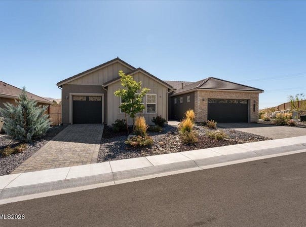 1227 Silver View Circle, Sparks, NV 89436