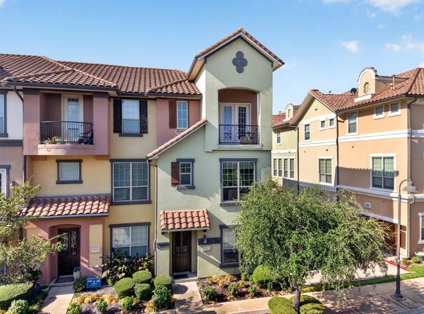 1563 Camino Lago, Irving, TX 75039