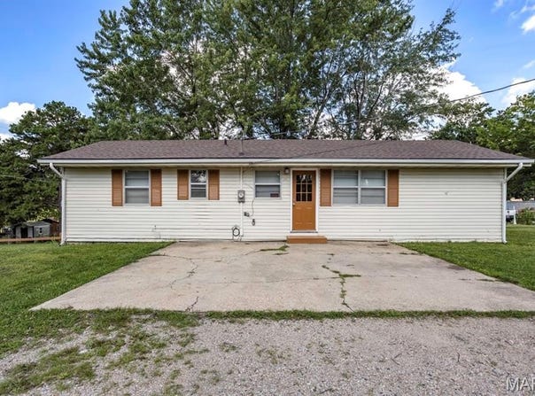 111 BARNETT, Dixon, MO 65459