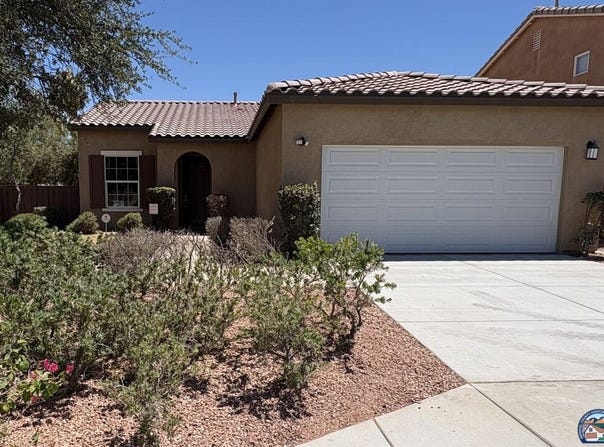 661 Costa Azul St, Imperial, CA 92251