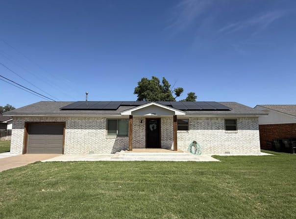 1114 Villa Dr, Watonga, OK 73772