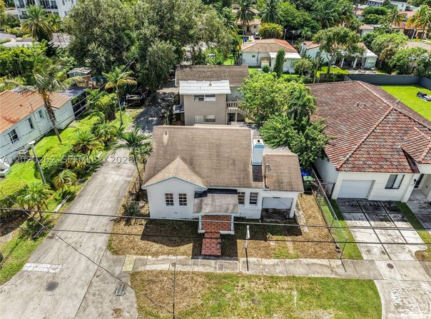 2100 SW 25th St, Miami, FL 33133