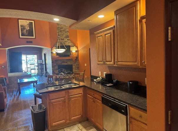 2411 RIVER Road, Wisconsin Dells, WI 53965