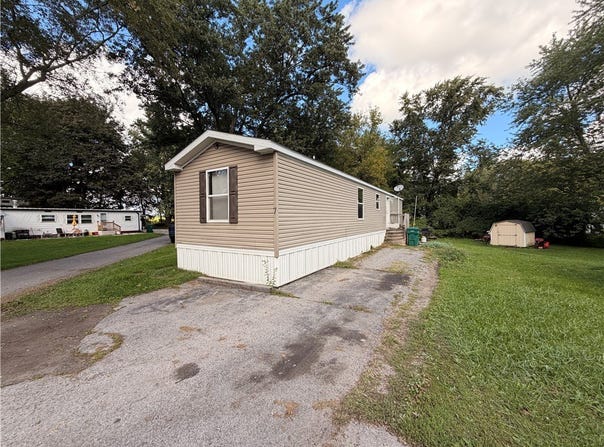 7 Crystal Lane, Batavia, NY 14020
