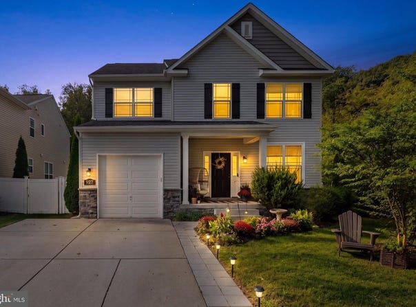 927 WINDFLOWER Lane, SEVERN, MD 21144