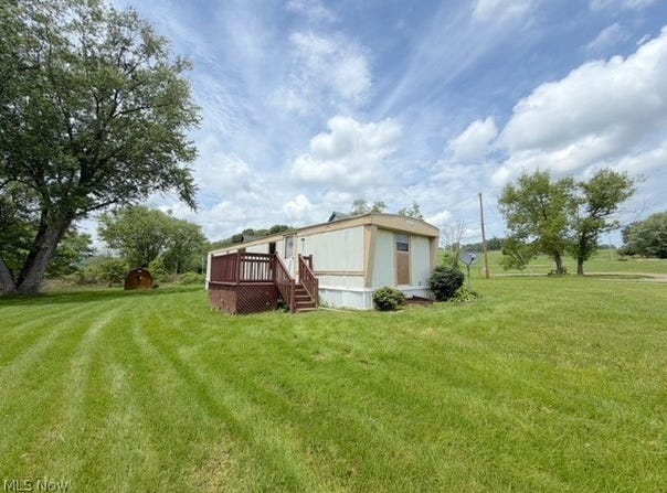 416 Broadway Street, Bowerston, OH 44695