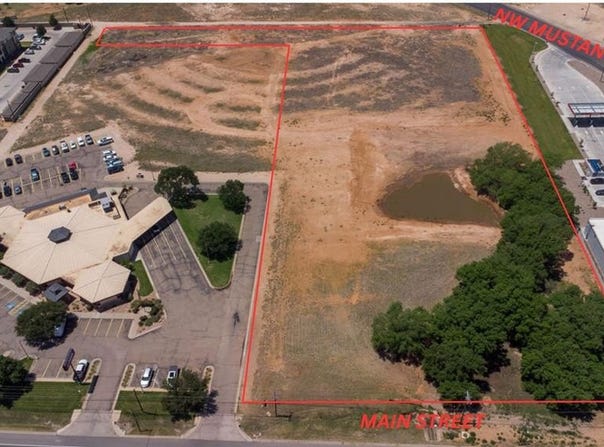 N Main, Andrews, TX 79714
