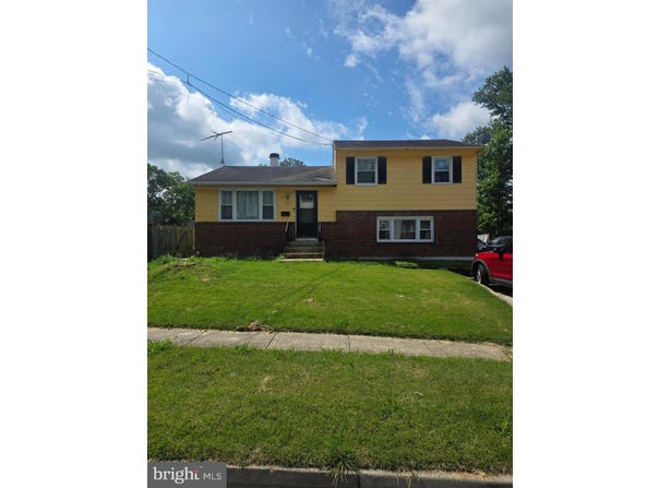 7511 NEWBERRY Lane, LANHAM, MD 20706
