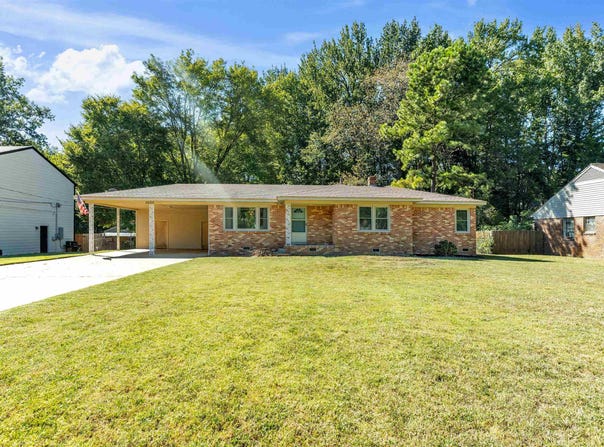 2695 ELMORE PARK Rd, Bartlett, TN 38134