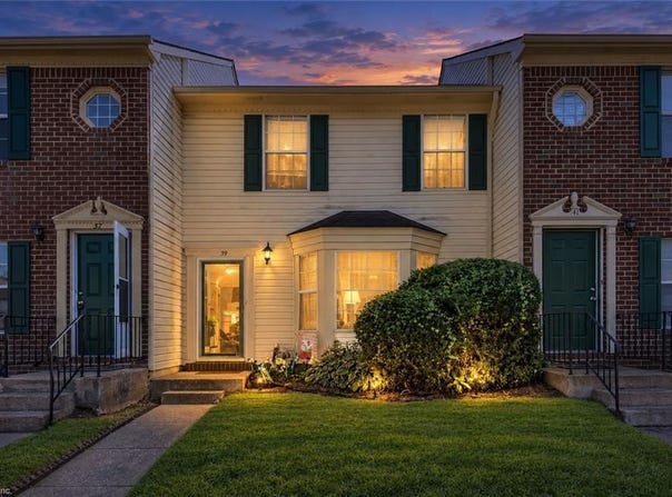39 S Gawain Way, Hampton, VA 23669