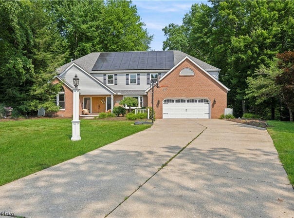 2537 Fox Circle, Stow, OH 44224