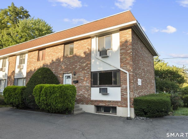 38 Maple Tree Avenue, Stamford, CT 06906