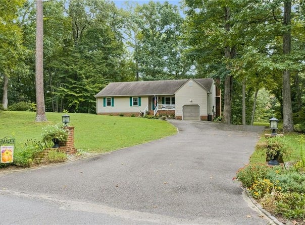 9843 Spring Branch Drive, North, VA 23128
