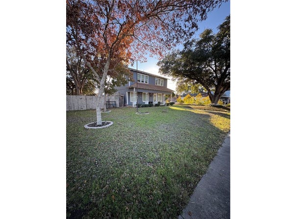 300 E Church, Three Rivers, TX 78071
