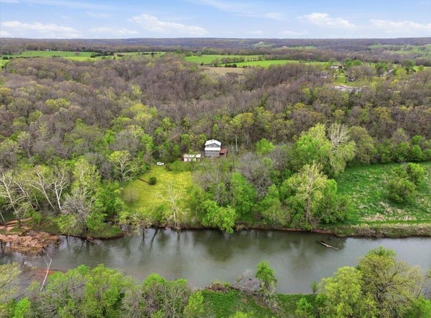 82 Watermill Road, Buffalo, MO 65622