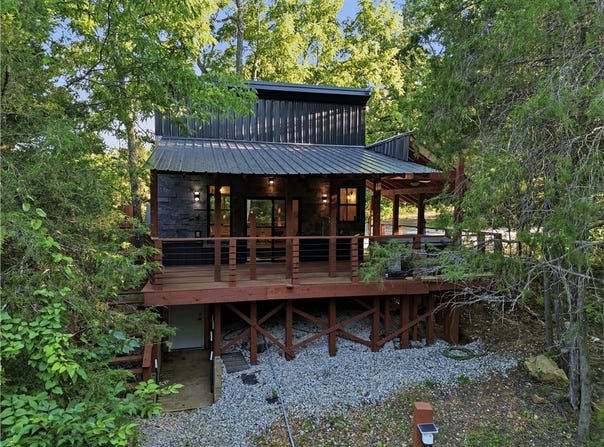 554 Madison 1555, Eureka Springs, AR 72632