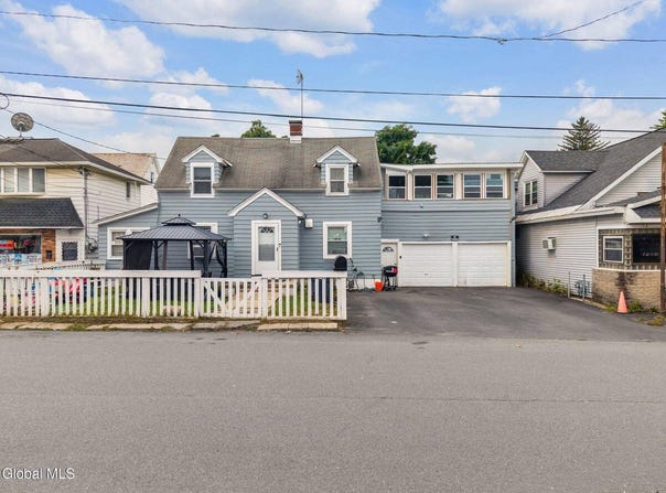 492 Olean Street, Rotterdam, NY 12306