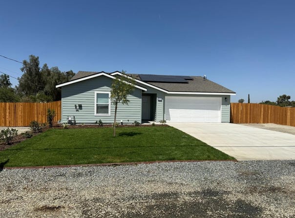 1318 ottawa, Corcoran, CA 93212