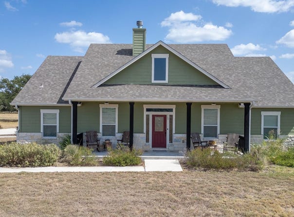 169 Blackbuck Ridge Dr, Lampasas, TX 76550